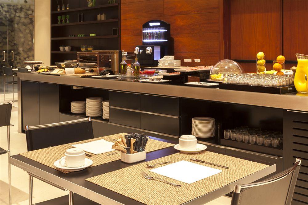 Ac Hotel A Coruna By Marriott Ngoại thất bức ảnh